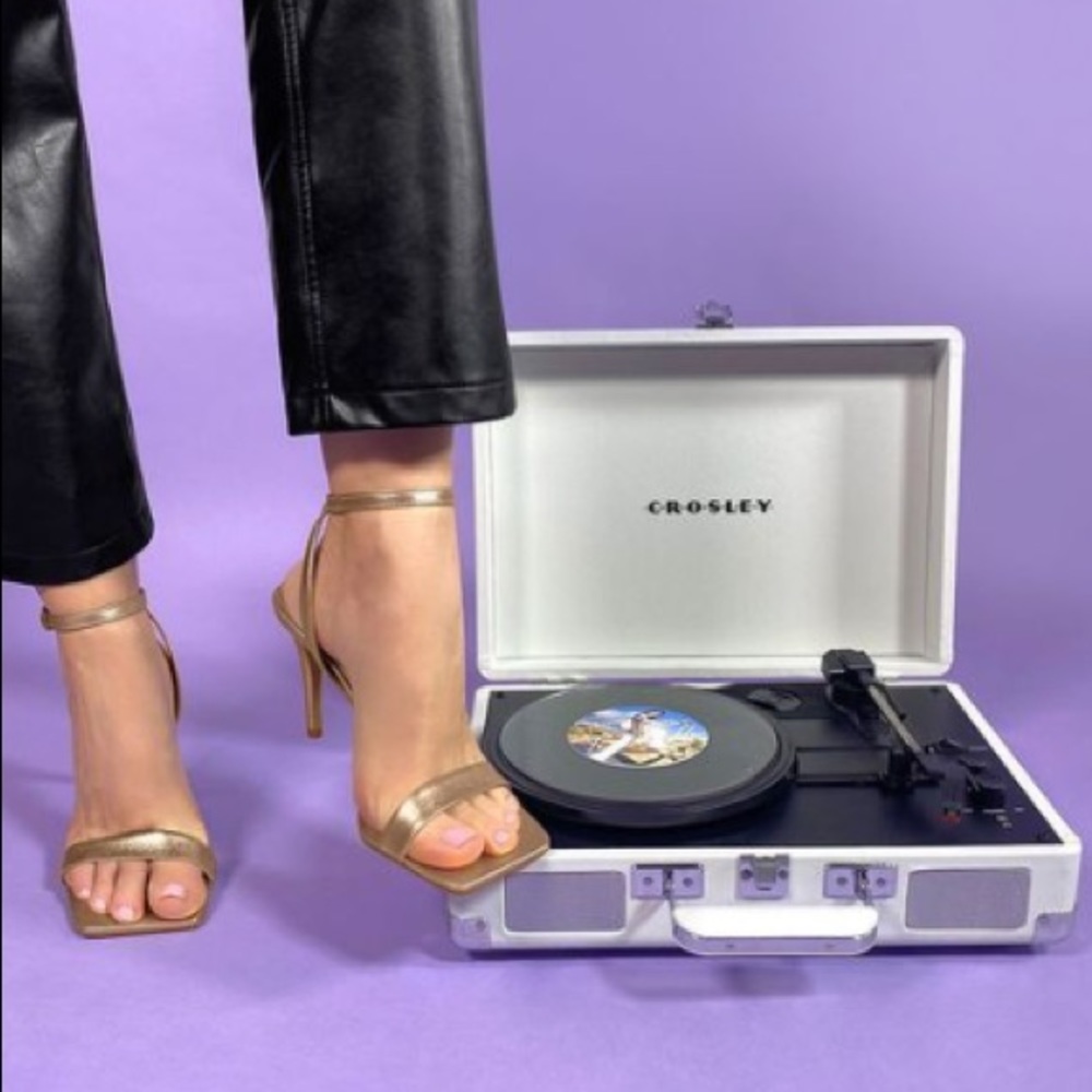 Crosley x Vince Camuto Briefcase Record Player